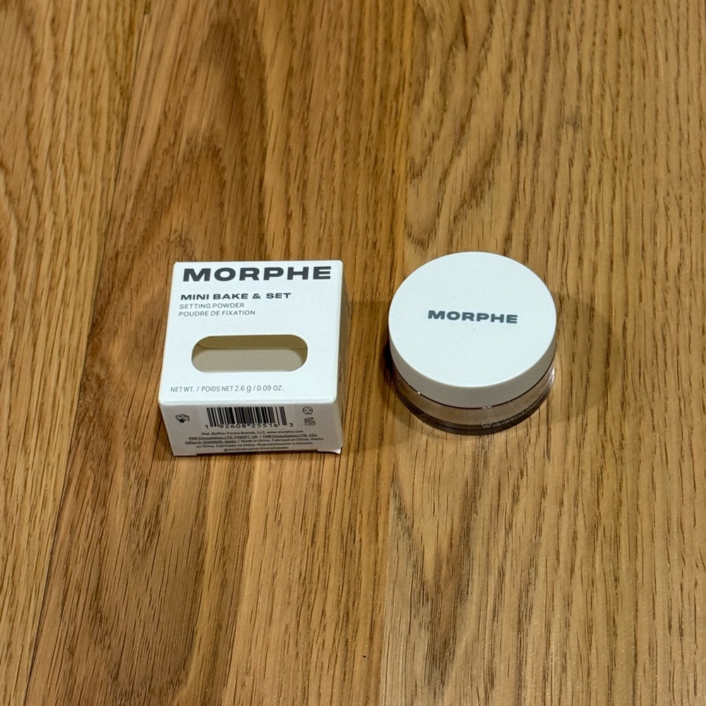 5 for $25 item 🌺 Mini Morphe Translucent Bake & Set Powder